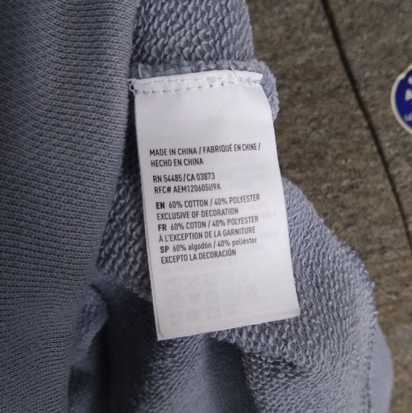 American Eagle light blue embroidered sweatshirt - Picture 14 of 14